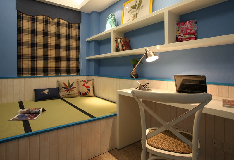 225435zp2tst78ci8873b0