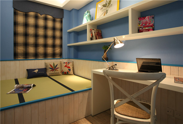 225435zp2tst78ci8873b0