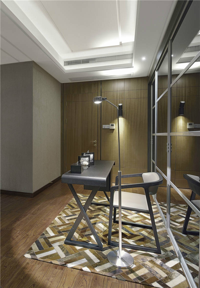 ����ʽ����561