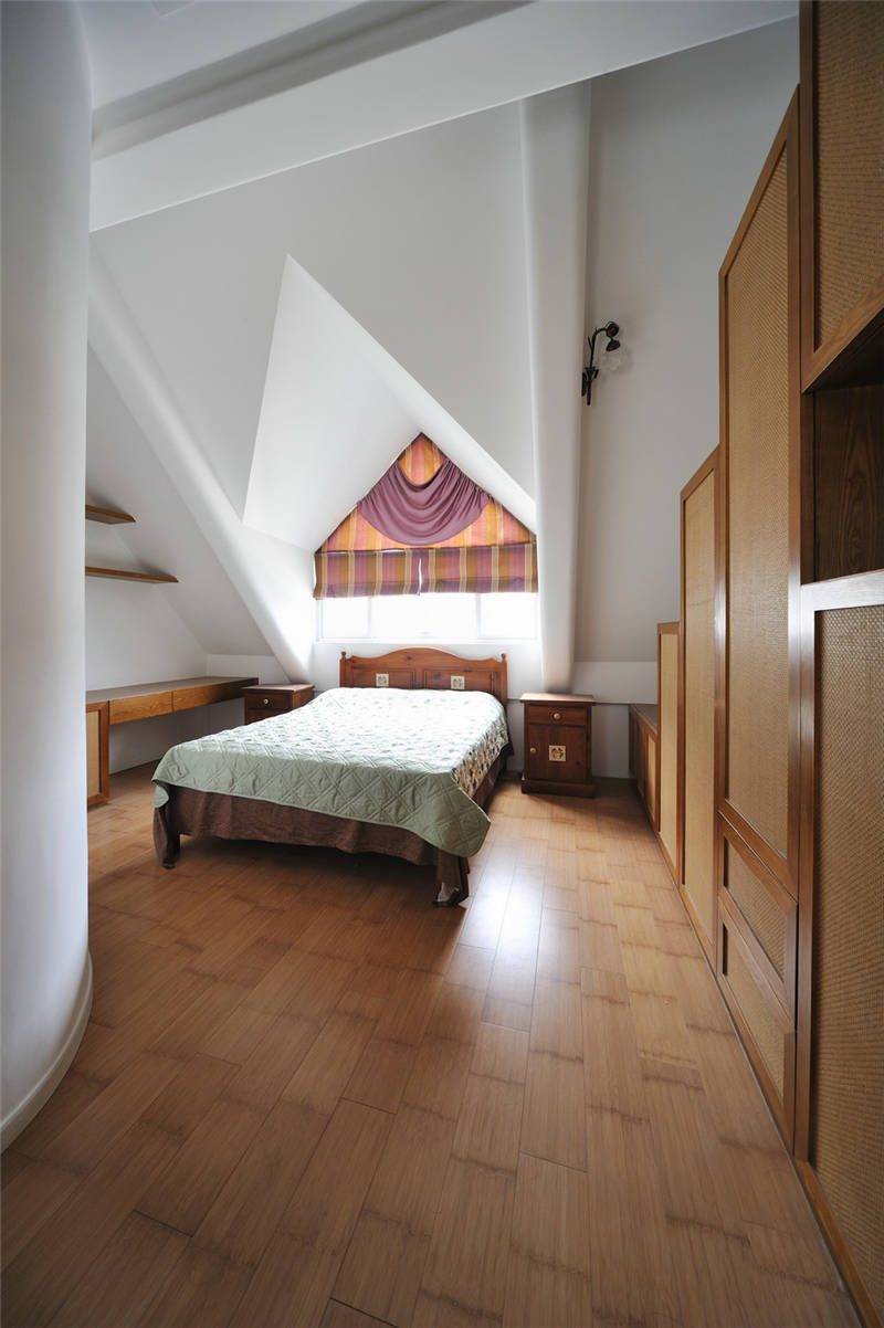 ���к�����032